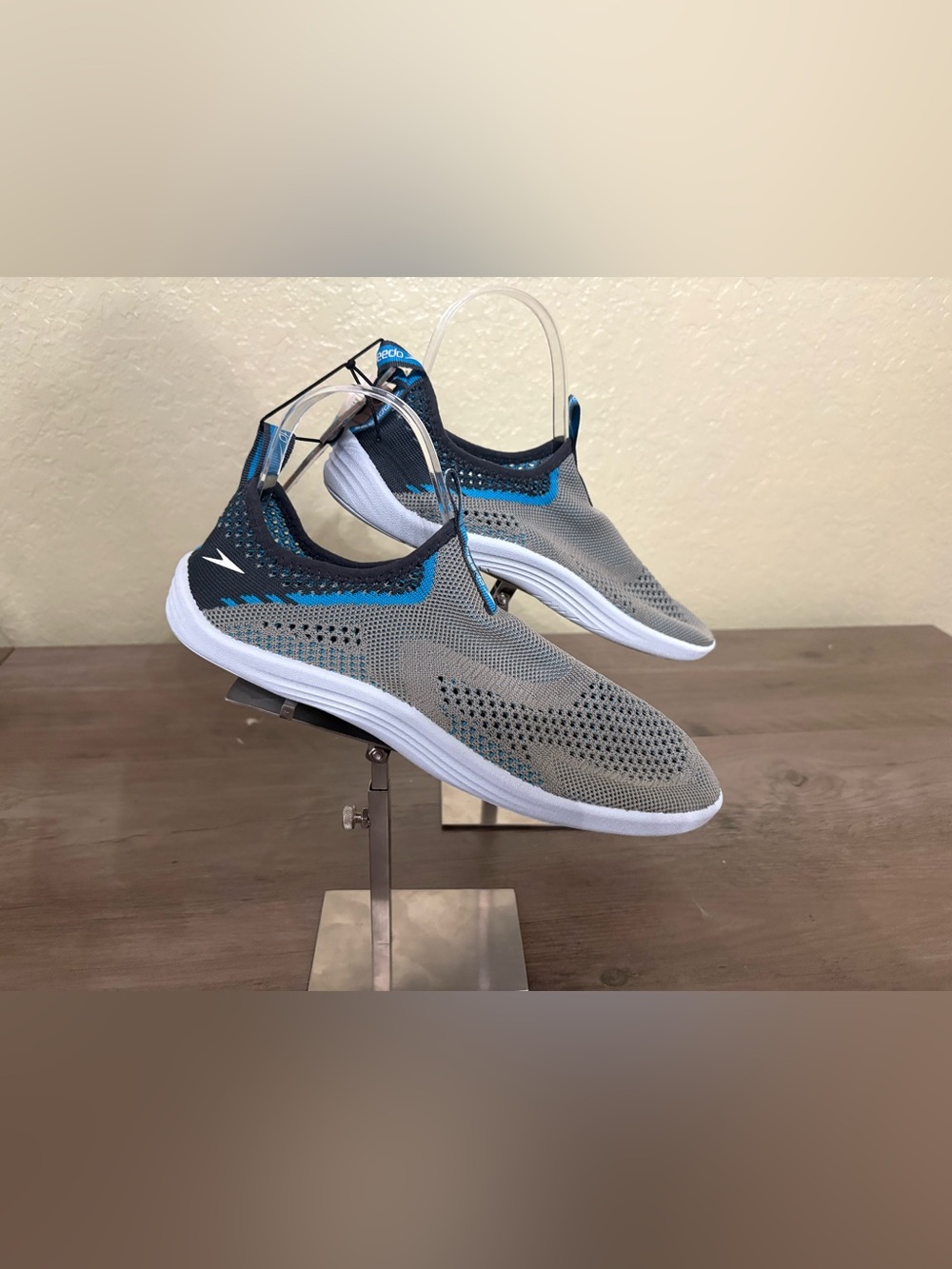Speedo Surf Strider Water Shoes Men’s Size 7-8 Gray Blue Slip-On Aqua Shoes